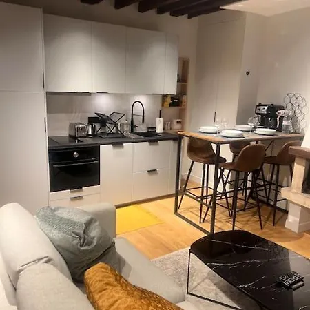 Magnifique Appartement Le Marais Paris Exterior photo